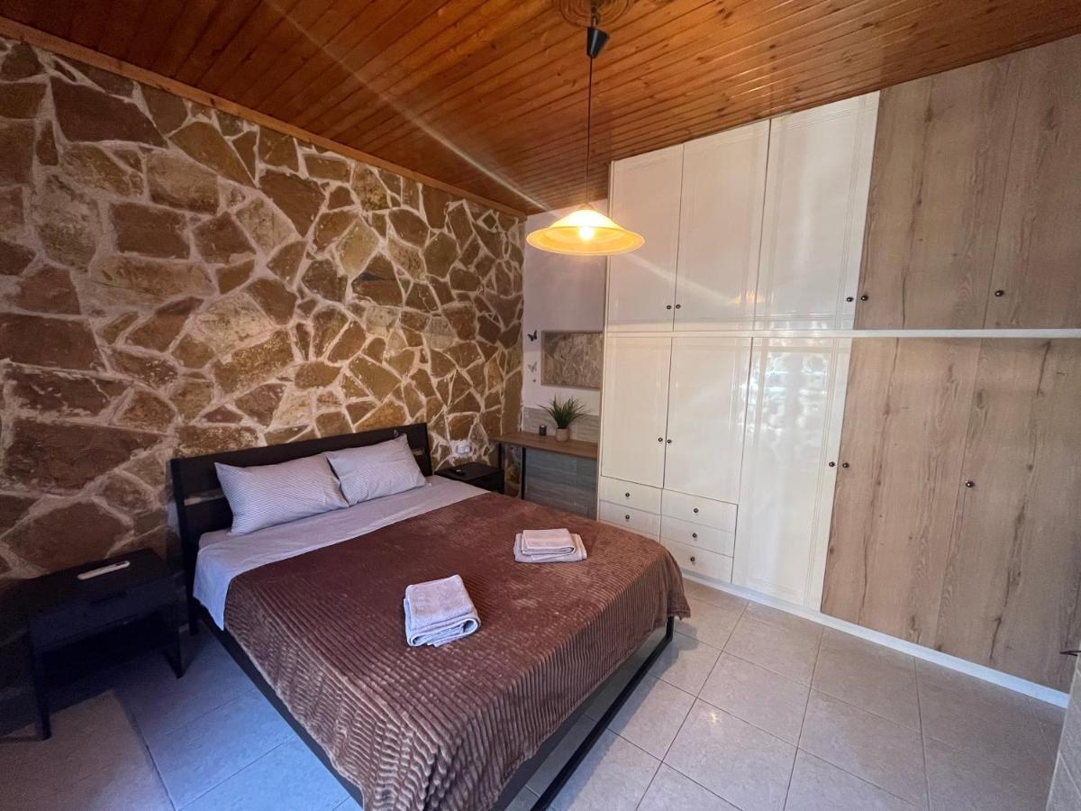 Artemis Apartment Near Athens Airport ภายนอก รูปภาพ
